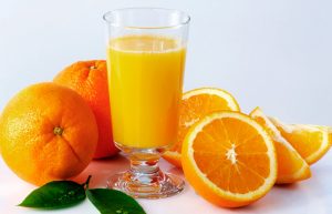 El  zumo de naranja y sus beneficios para la salud